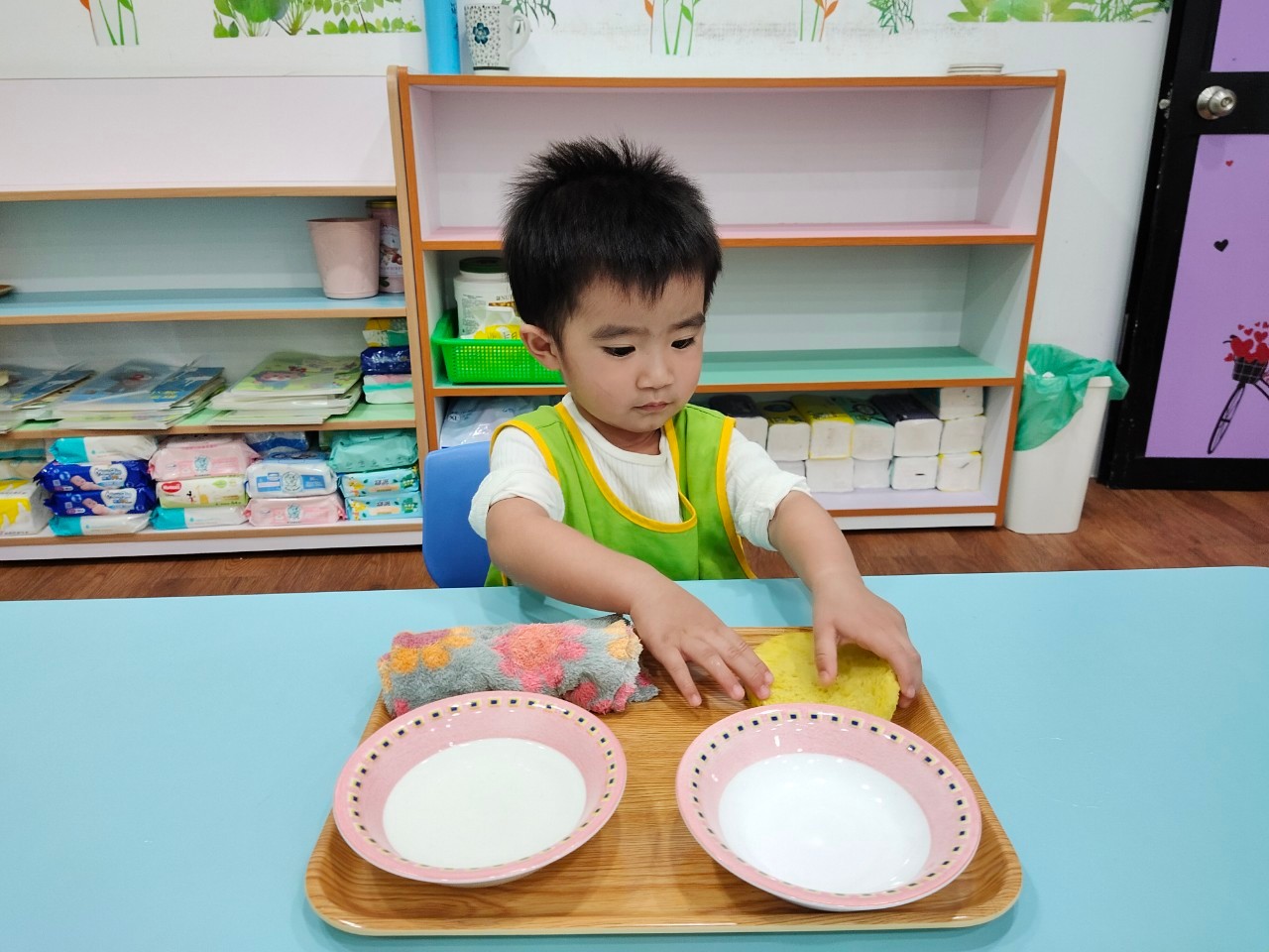 幼幼蒙特梭利生活課程