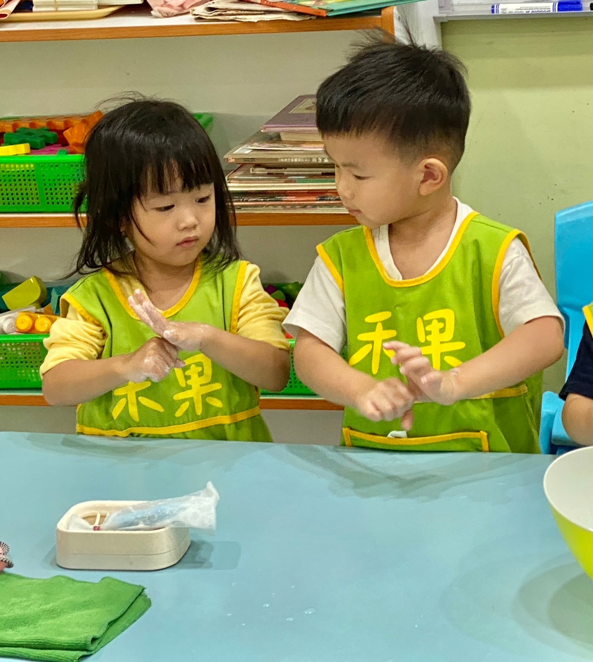 幼幼蒙特梭利生活課程