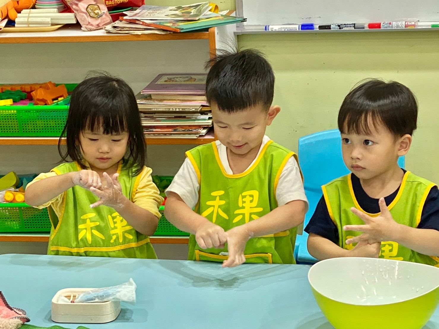 幼幼蒙特梭利生活課程