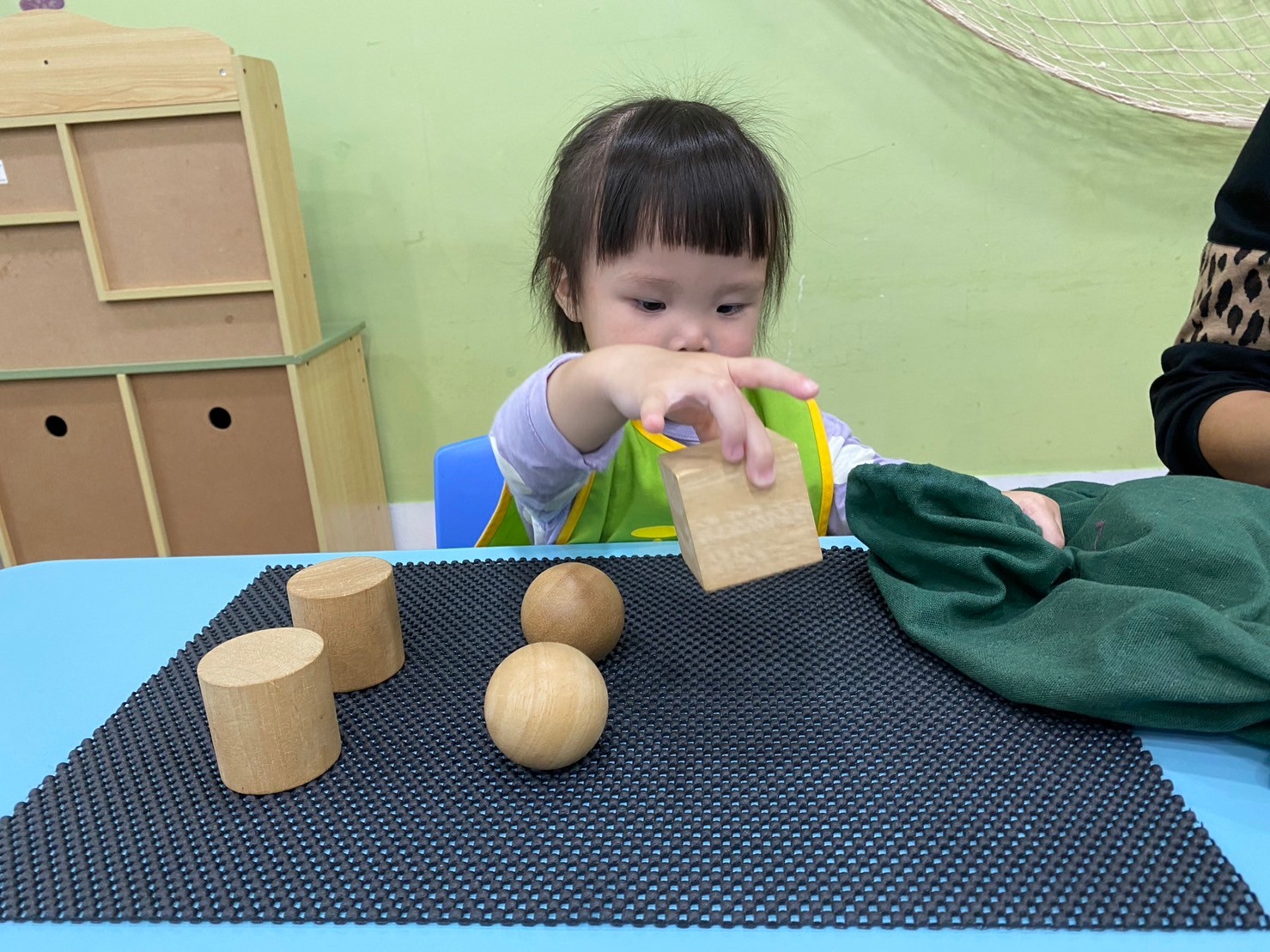 幼幼蒙特梭利感覺課程