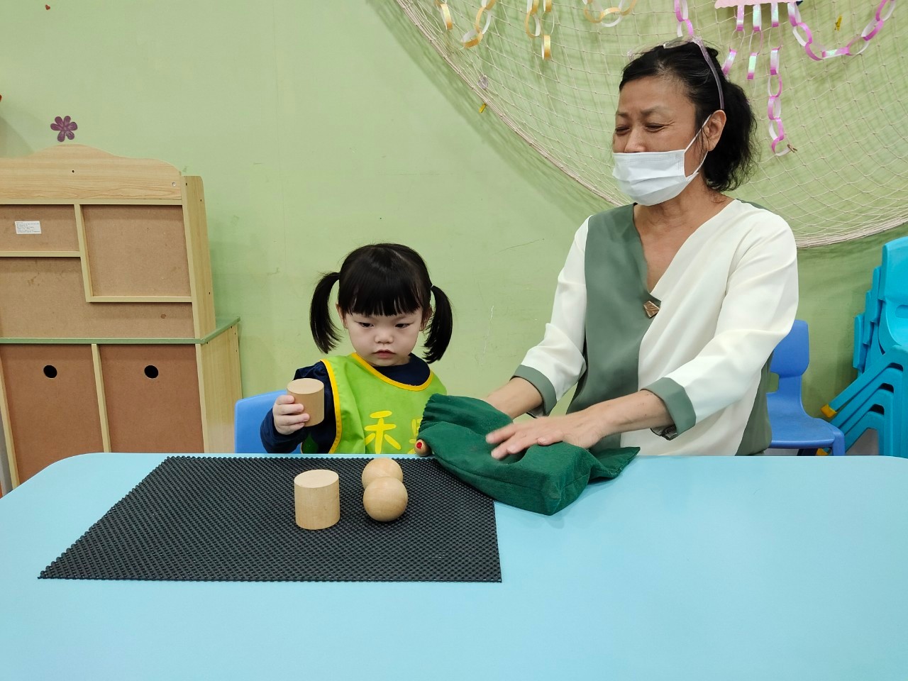 幼幼蒙特梭利感覺課程