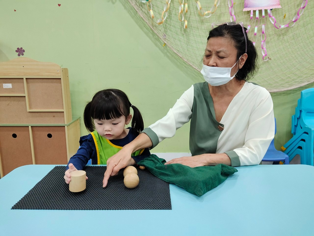 幼幼蒙特梭利感覺課程