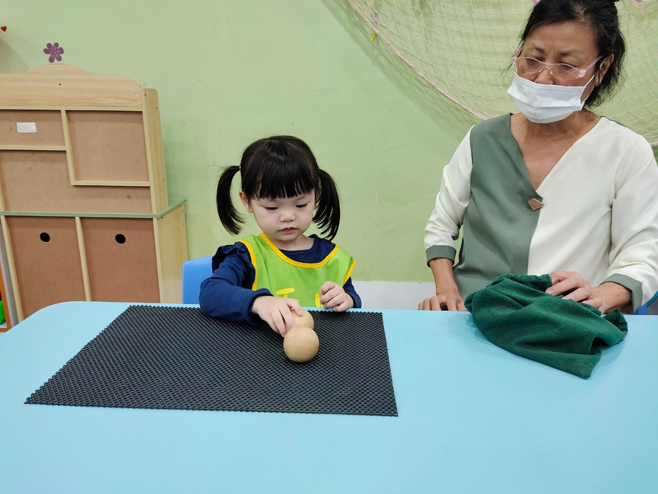 幼幼蒙特梭利感覺課程