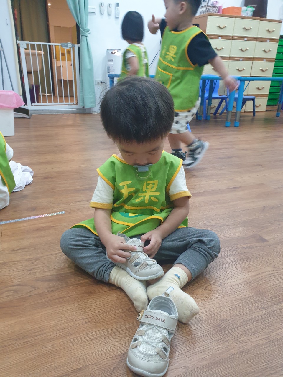 禾果小小新生上學去