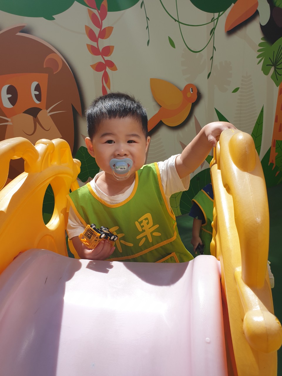 禾果小小新生上學去