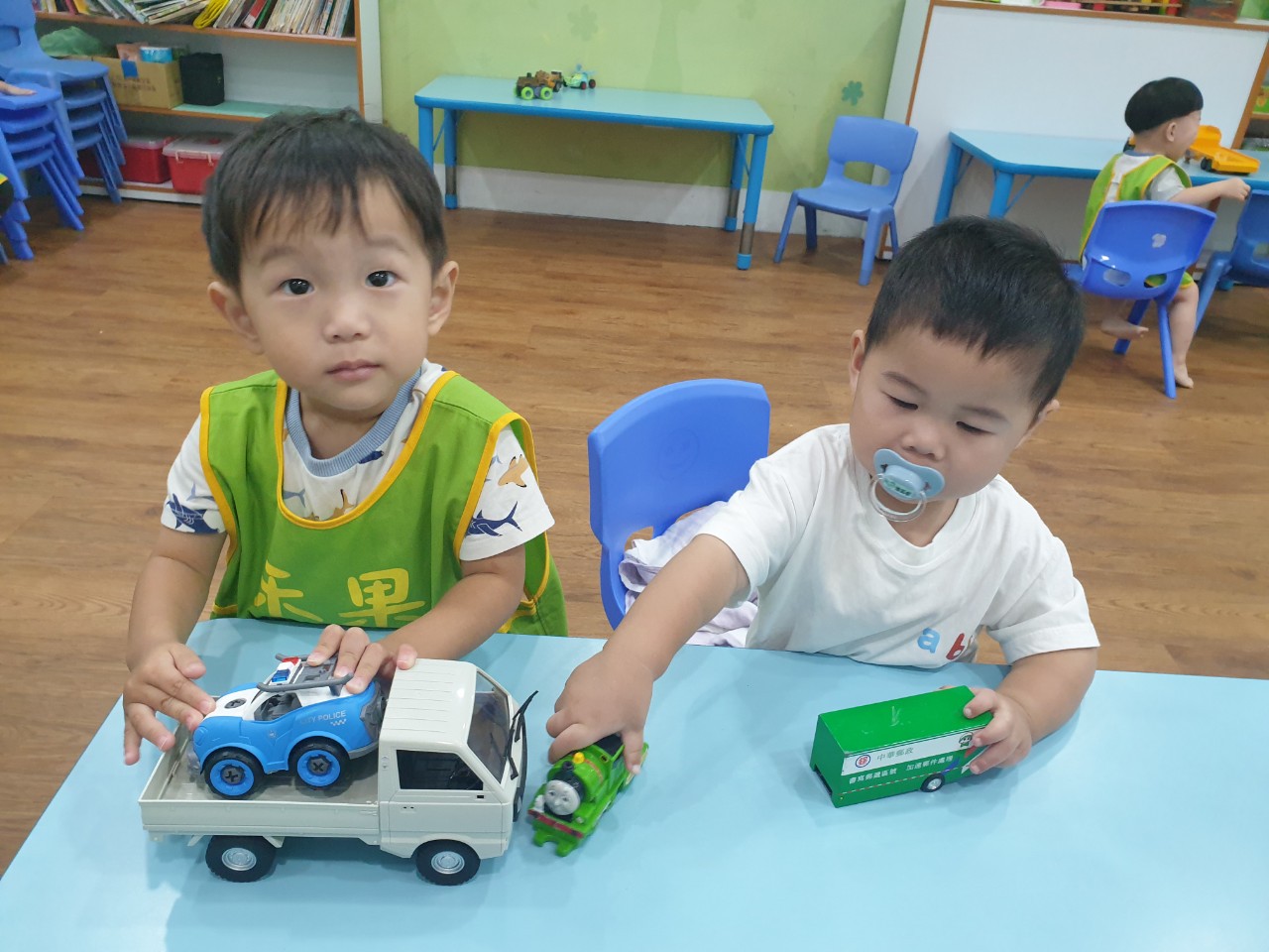 禾果小小新生上學去