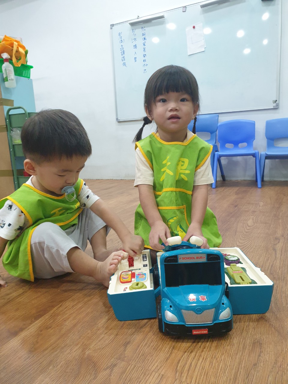 禾果小小新生上學去