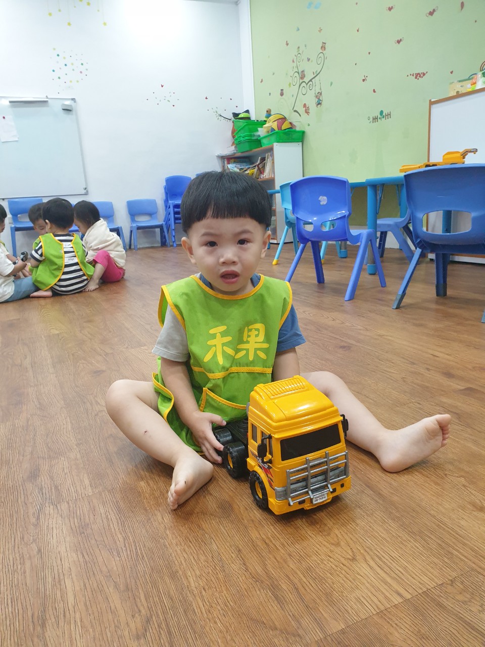 禾果小小新生上學去