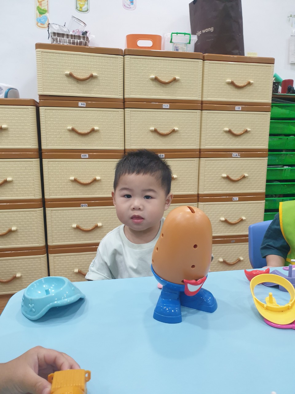 禾果小小新生上學去