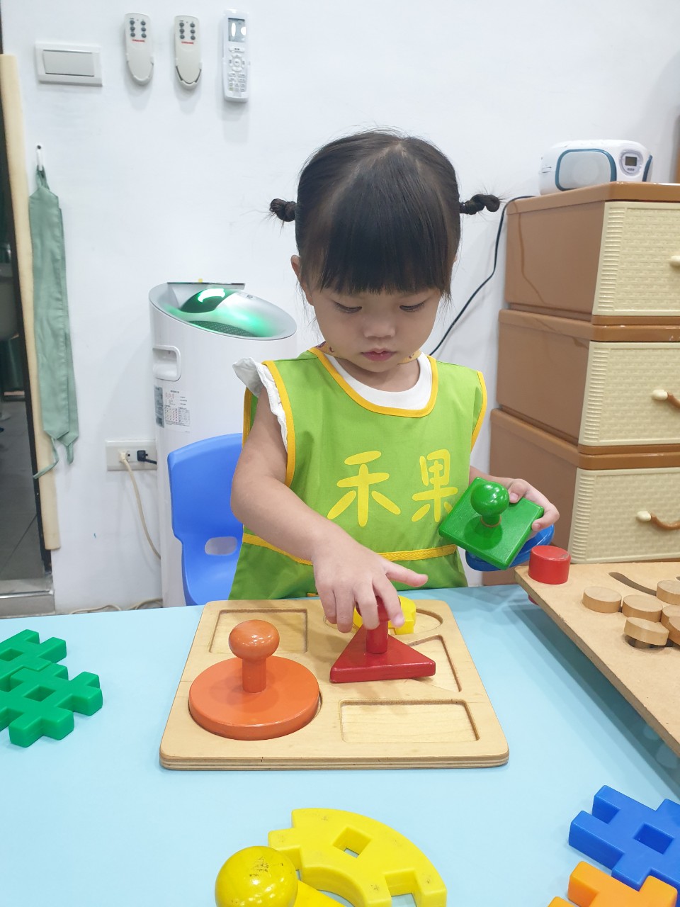 禾果小小新生上學去