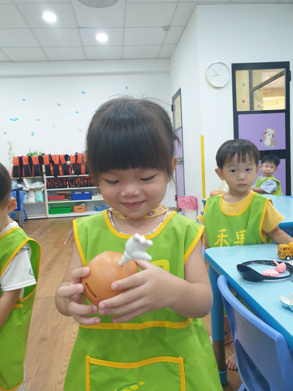 禾果小小新生上學去