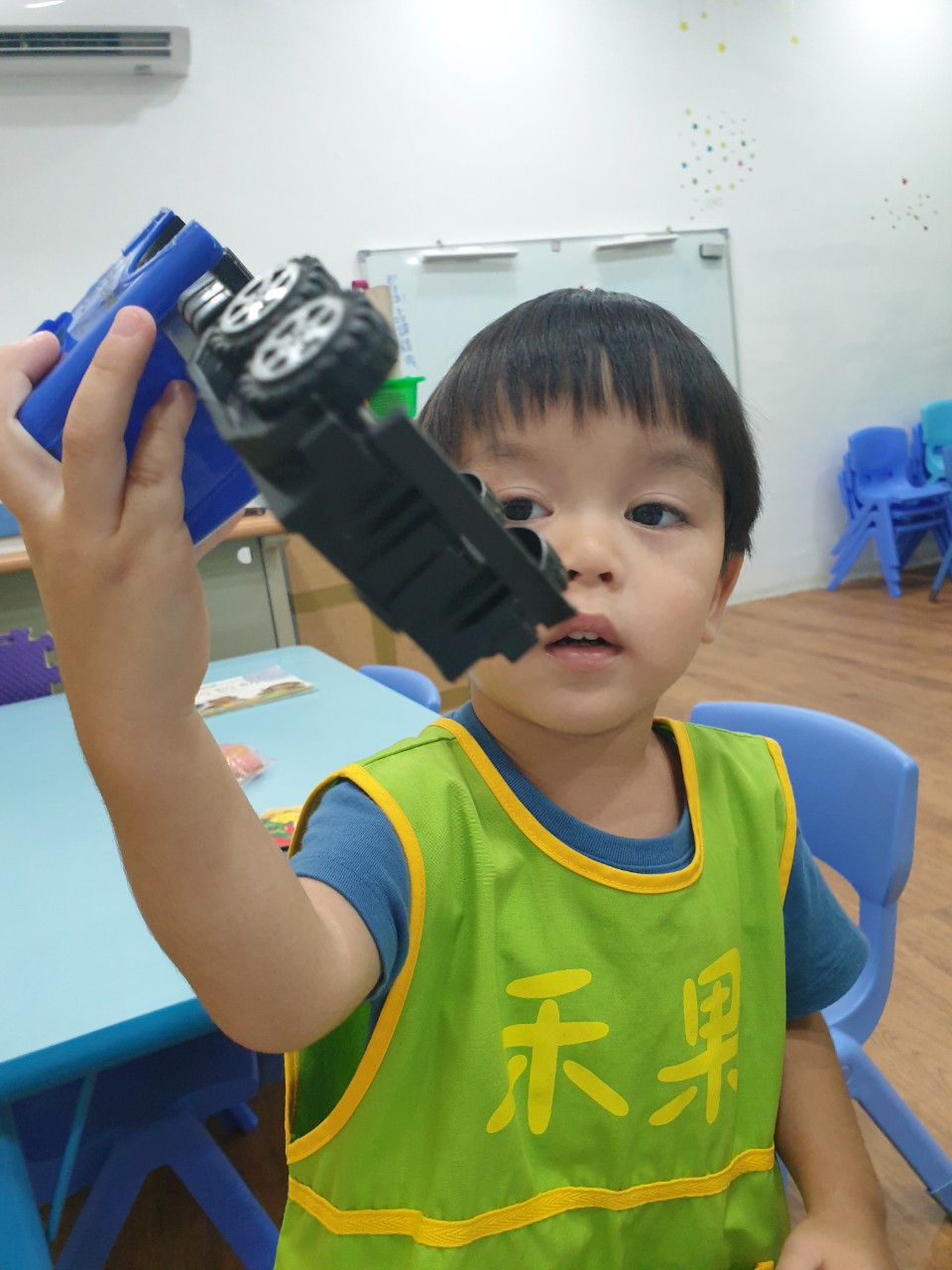 禾果小小新生上學去