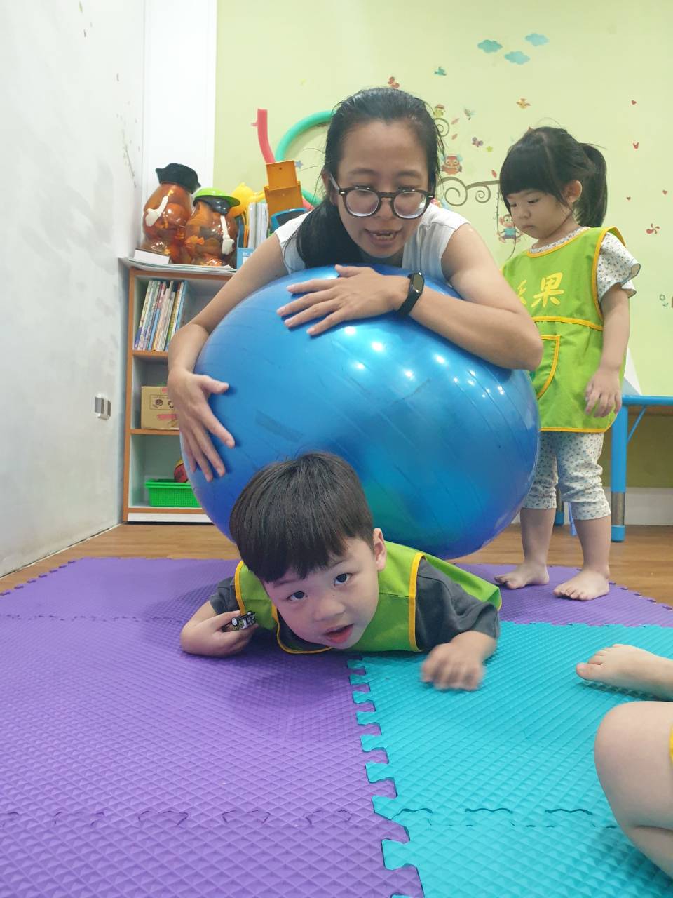 禾果小小新生上學去