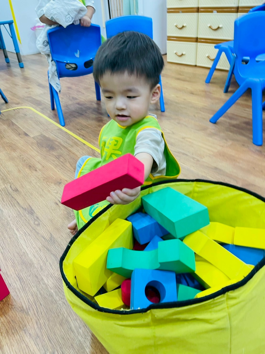 禾果小小新生上學去